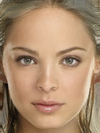 Laura Vandervoort and Kristin Kreuk